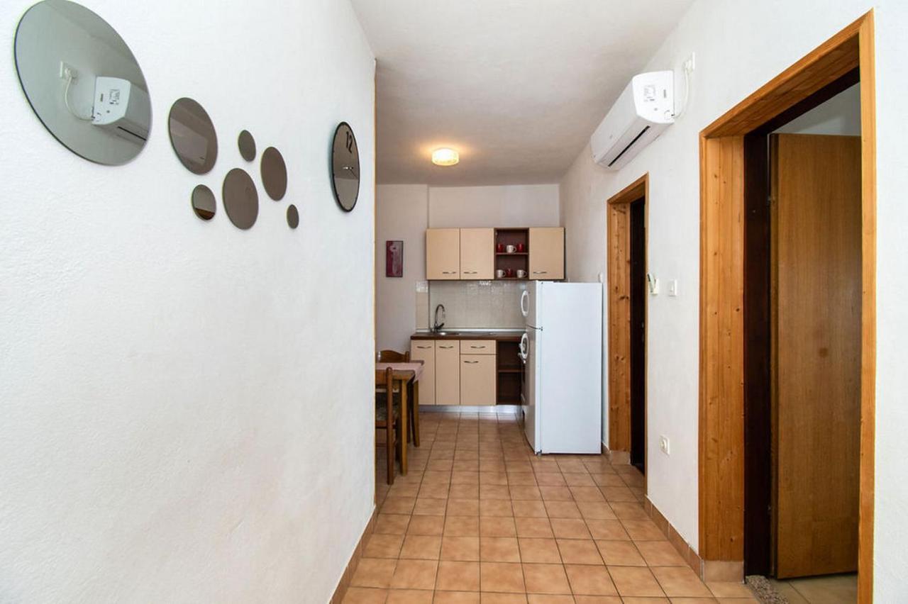 Apartments Crljenko Povljana Extérieur photo