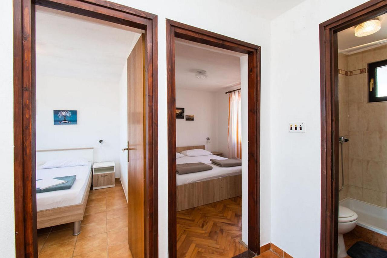 Apartments Crljenko Povljana Extérieur photo